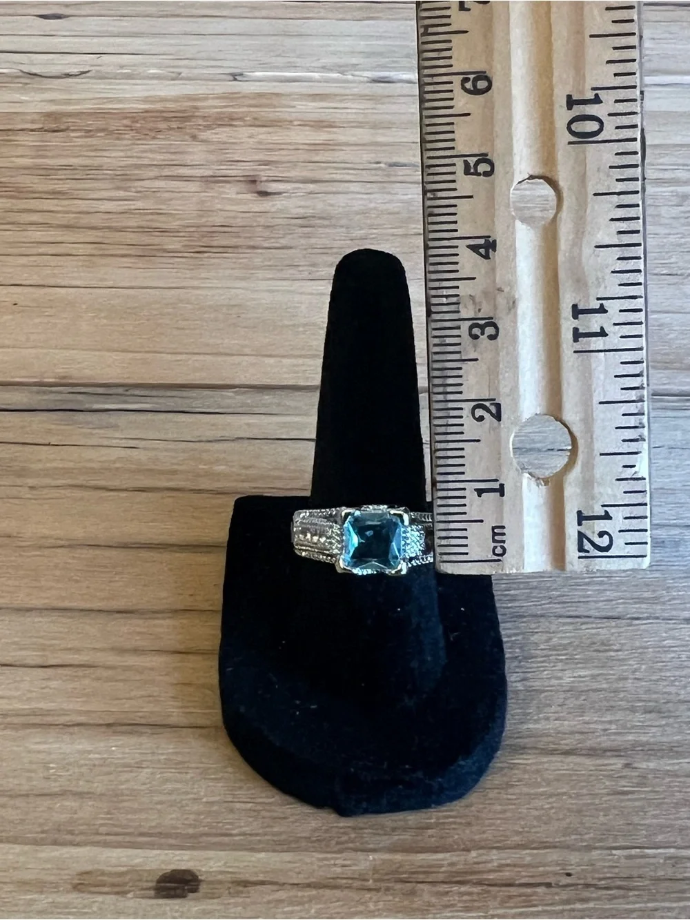 Silver Tone Fashion Ring With Blue Square-Cut Center Stone Size 6
